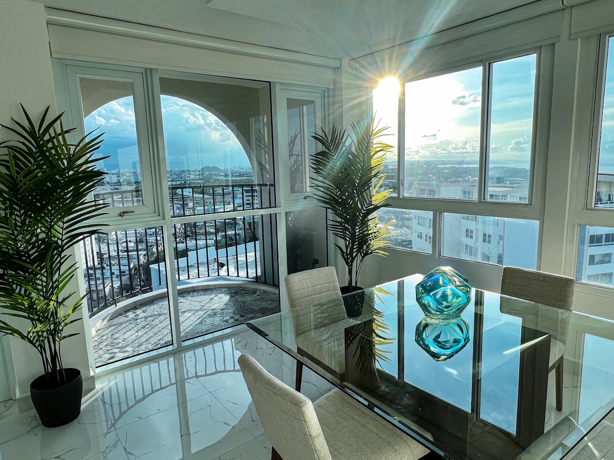 Casa Monteflores exterior and hillside setting